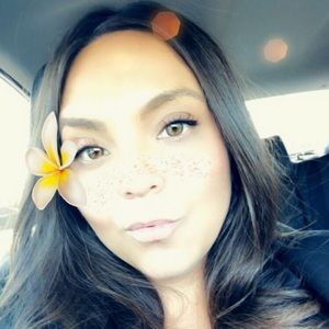 Meet your Posher, Faith